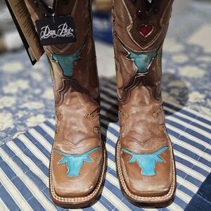 Womens Dan Post Steer Head Square Toe Cowboy Boots, NWT - Size 7